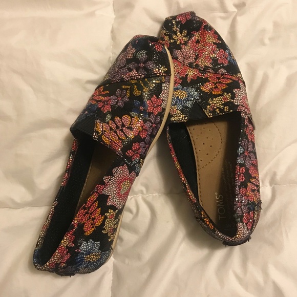 TOMS rare floral print crackled leather slip on - Picture 4 of 7